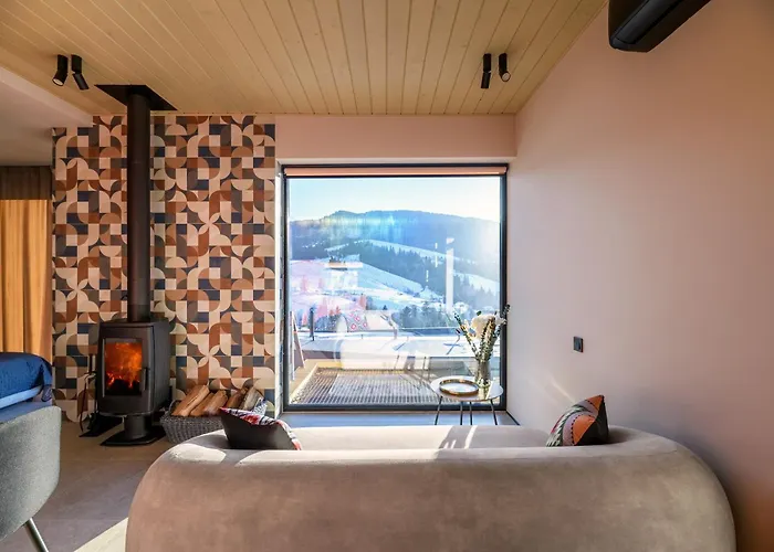 Emshir Lodge